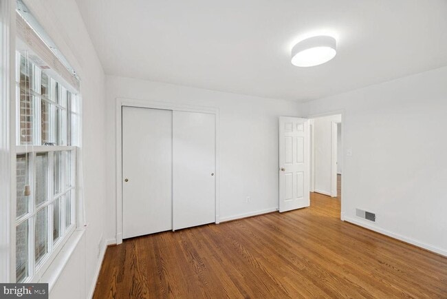 Building Photo - 6313 Stoneham Ln