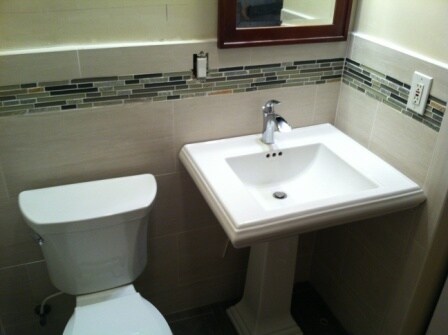 bathroom - 715 S Bond St