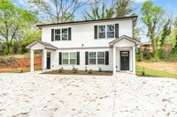 Building Photo - Elegant 2BR/2.5BA Townhome minutes from Downtown Greenville and walking distance to Swamp Rabbit ...