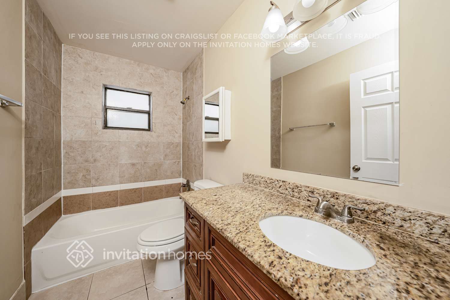Building Photo - 5646 Lincoln Cir E