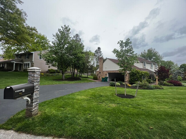 Building Photo - Luxurious 4 Bed 2.5 Bath in Hershey