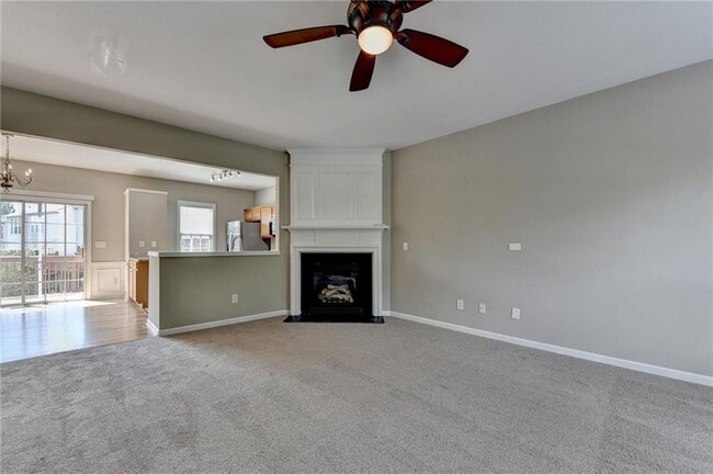 Building Photo - 4020 Edgecomb Dr