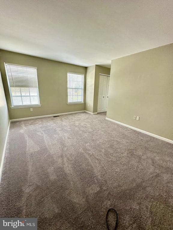 Building Photo - 22 Honey Locust Ln