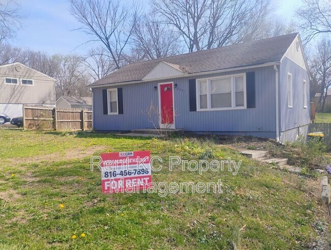 Building Photo - 6021 N Topping Ave