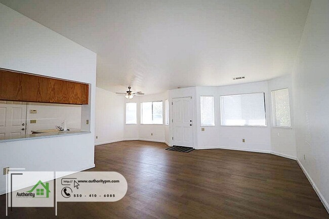 Building Photo - 1063 Harpole Rd