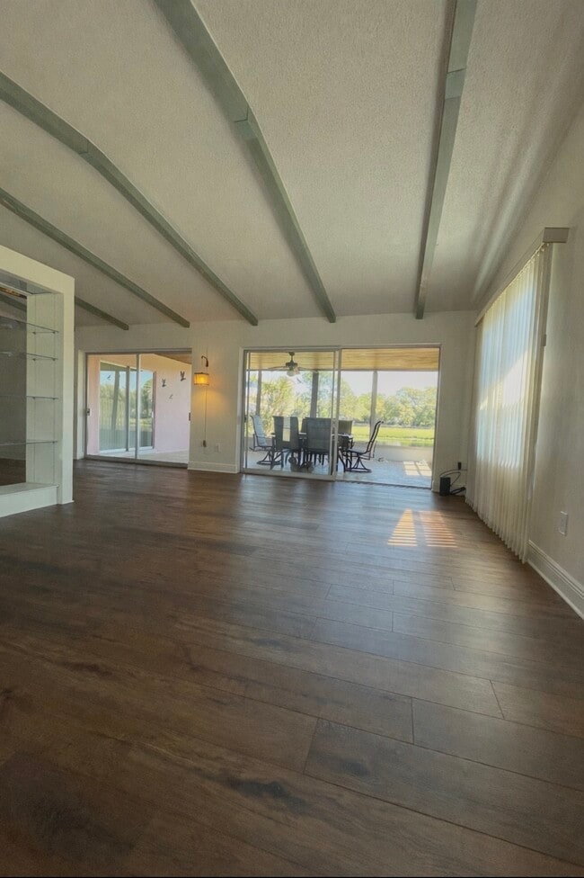 Building Photo - 15 N Neptune Ave