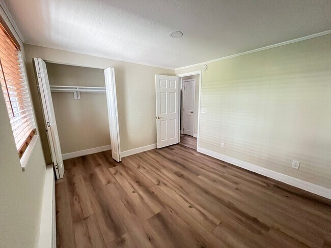 Building Photo - 336 N Grant St