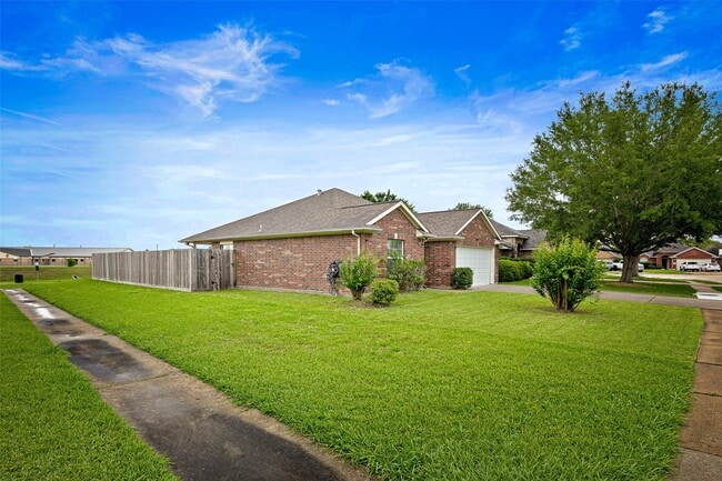 Building Photo - 7331 Wimberly Oaks Ln