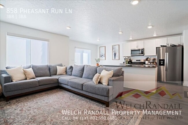 Building Photo - 858 Pheasant Run Ln