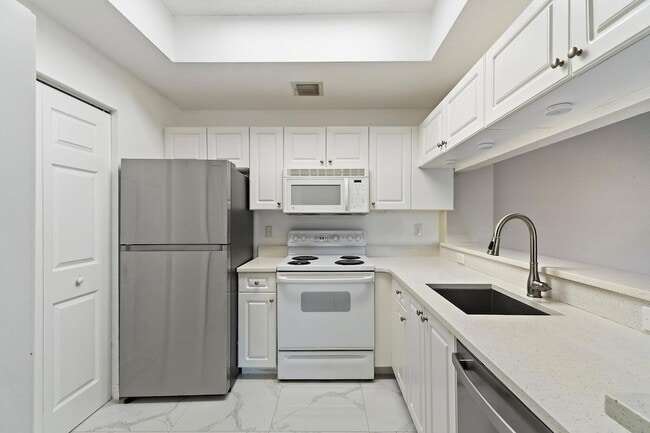 Building Photo - 2917 Tuscany Ct