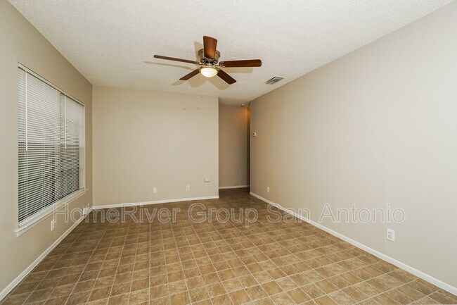Building Photo - 5455 Port Townsend Dr