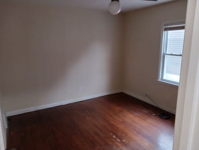 Building Photo - RARE VACANCY - CUYAHOGA FALLS.  A NICE 3 BEDROOM RANCH ON A QUIET ST.