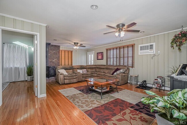 Building Photo - 317 Darlington Ave