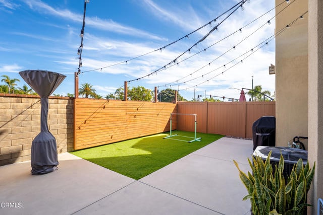 Building Photo - 2406 Nicklaus St