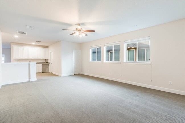 Building Photo - 1008 Peacock Blvd