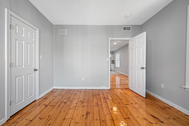 Building Photo - 155 Eastern Ave