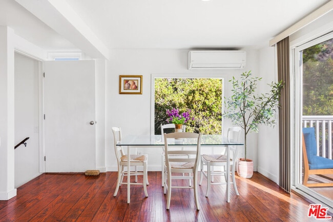 Building Photo - 19511 Sunken Trail