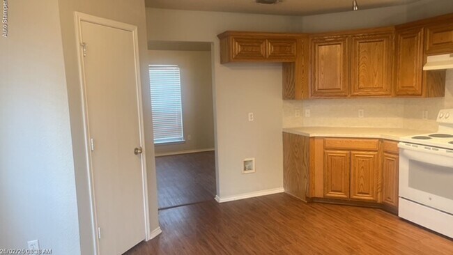 Building Photo - 2913 Vicksburg Ln