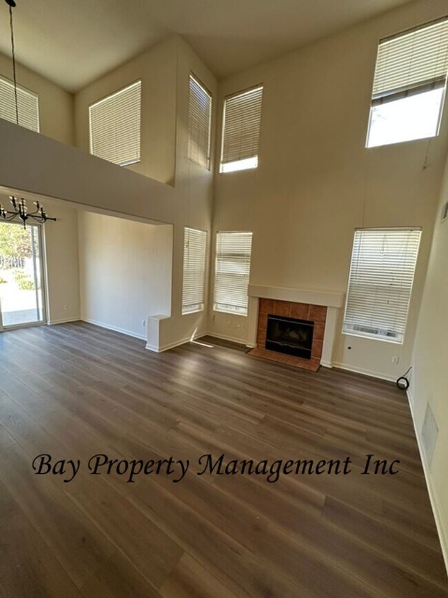 Building Photo - 1124 Cobblestone St