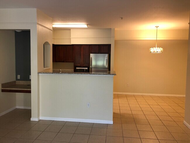 Building Photo - 2801 Chancellorsville Dr