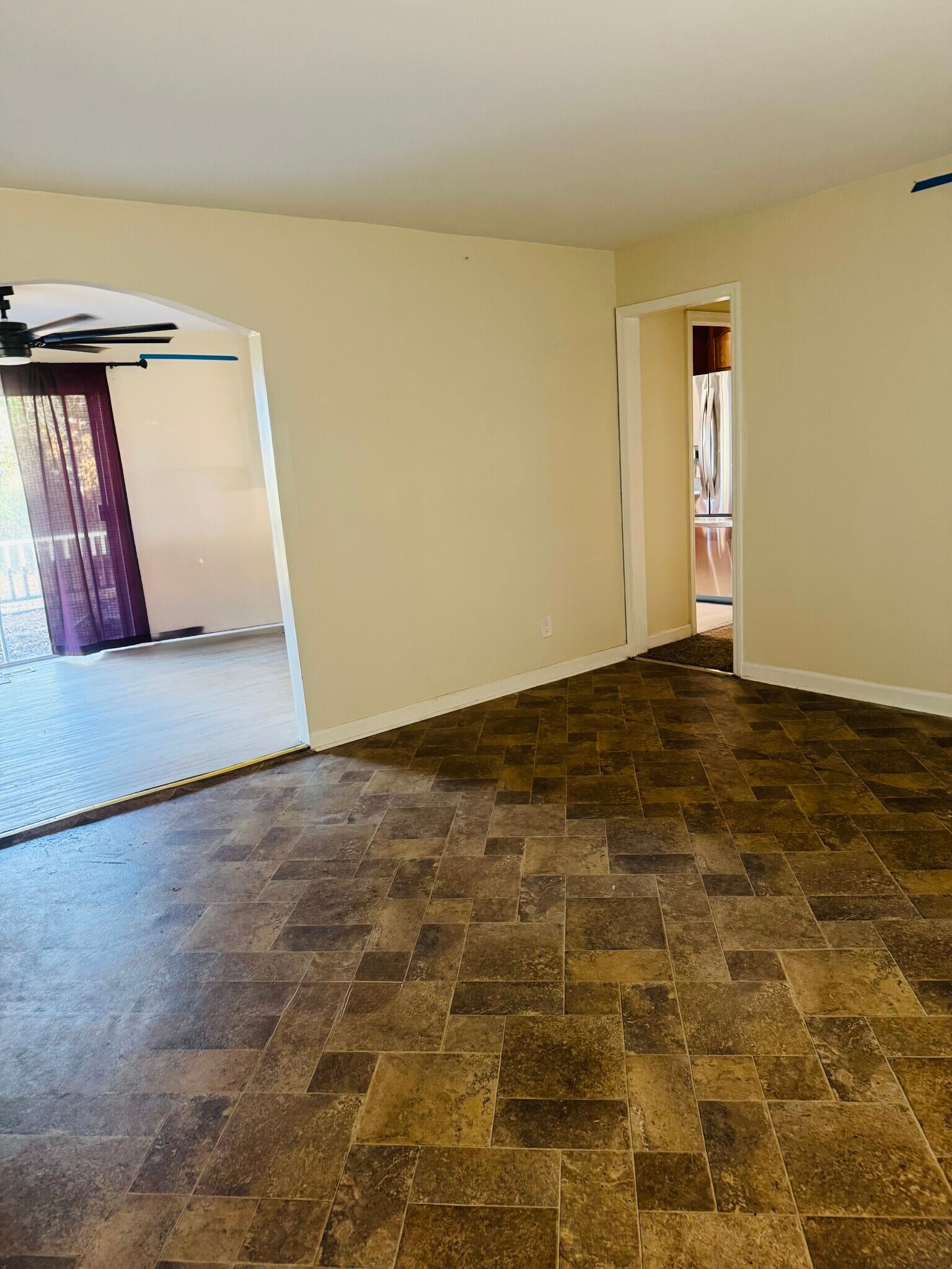 Building Photo - 110 Gunn Rd