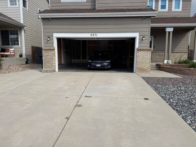 Building Photo - 2271 Woodpark Dr