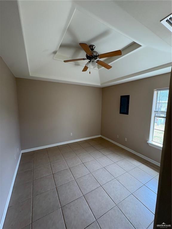 Building Photo - 14 Jade St