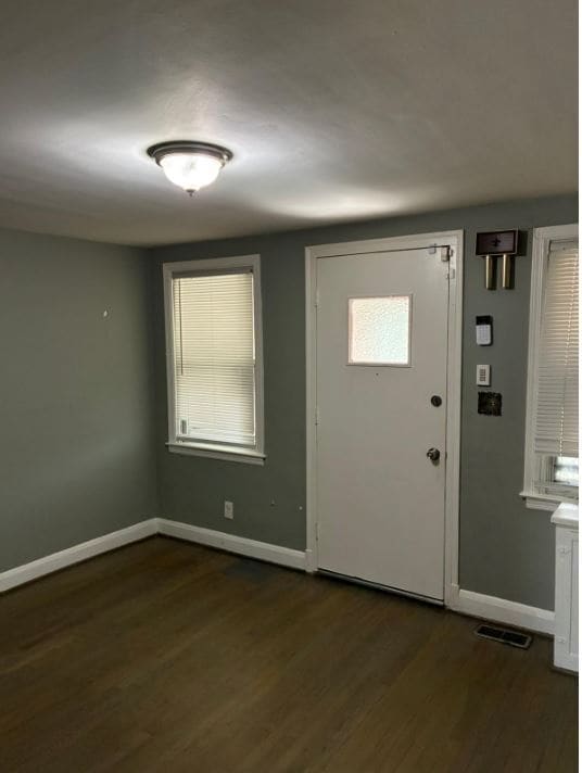 Building Photo - 2727 Bookert Dr