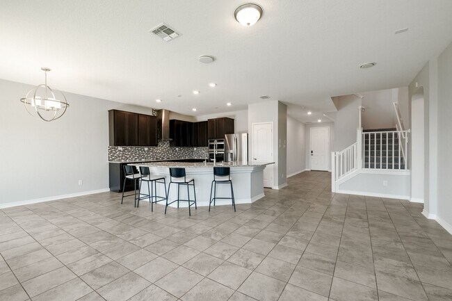 Building Photo - 118 Kyle Cove