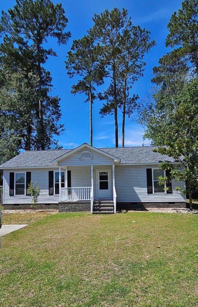 Primary Photo - No HOA! Peaceful Cul-de-Sac Living with Ou...
