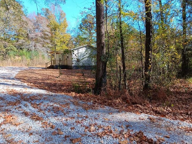 Building Photo - 10827 MS-15