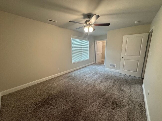 Building Photo - 5 Bedroom 2 Bathroom Home for Rent close t...