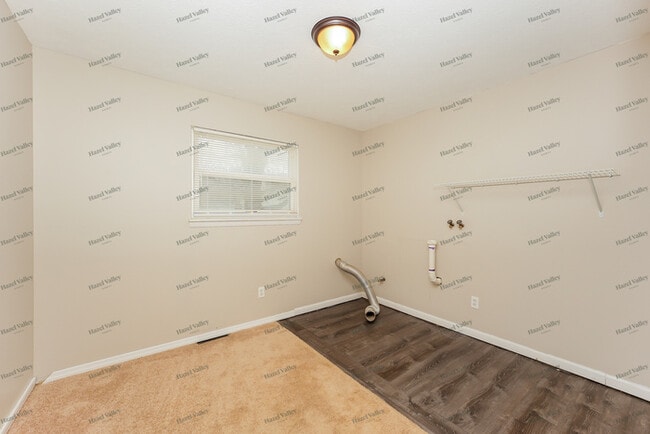 Building Photo - 4701 Norfolk Ave