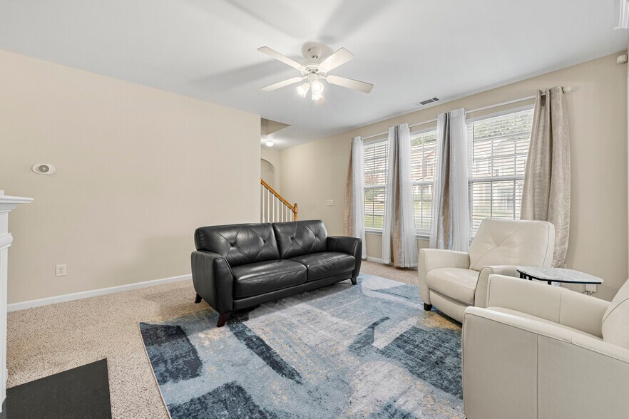 Building Photo - 940 Pierce Brennen Dr