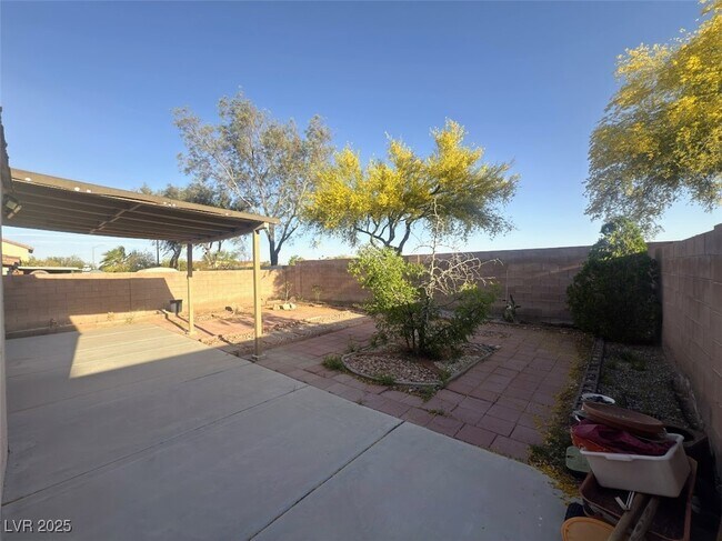 Building Photo - 7611 Avila Beach Ave