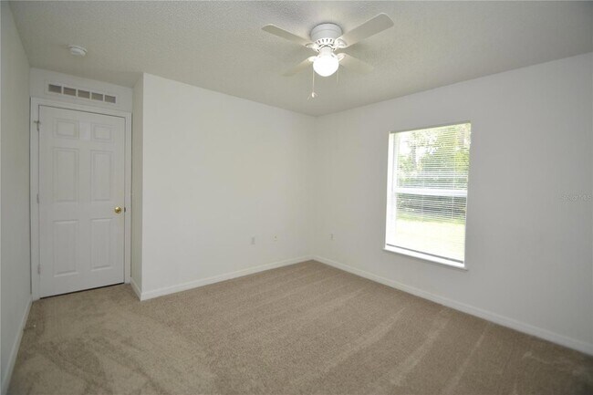 Building Photo - 36 Frenora Ln
