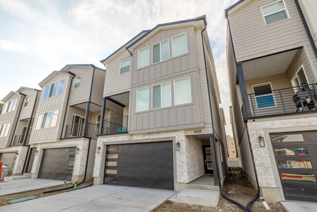Building Photo - 408 S 680 E