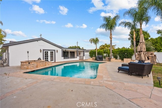 Building Photo - 23036 Burbank Blvd