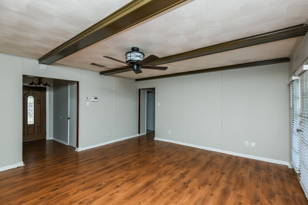 Building Photo - 2532 Belhaven Dr