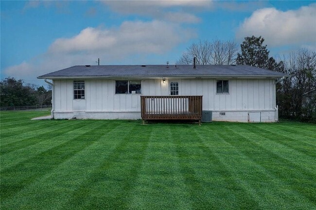 Building Photo - 8951 Cornell Dr