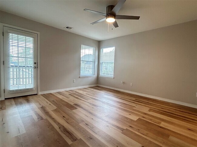 Building Photo - 12 Valley View Cir