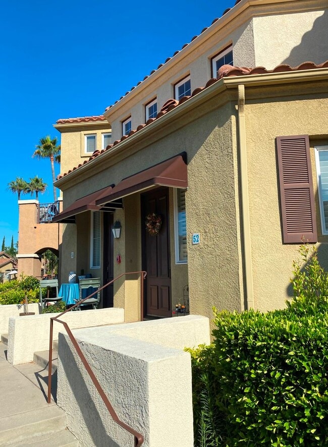 Building Photo - Charming Townhome in the Heart of Rancho S...