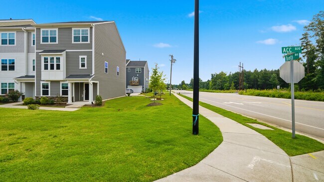 Building Photo - 3108 Brellon Ln