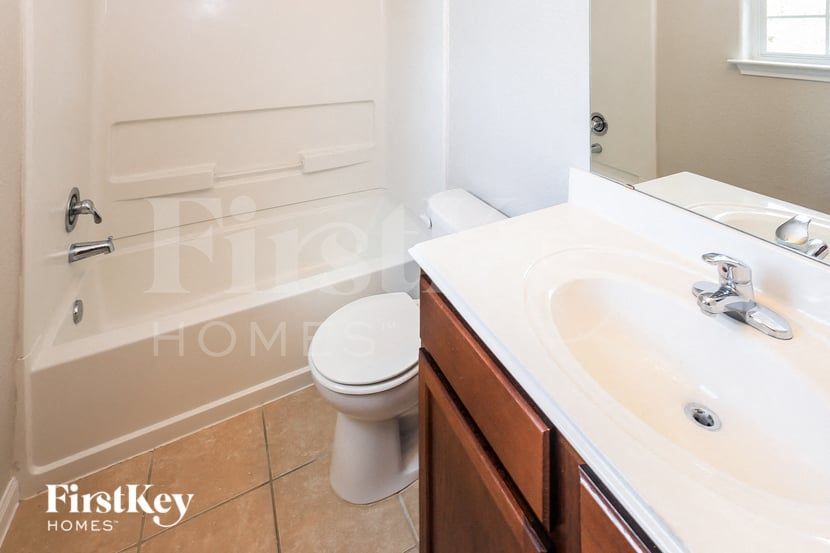 Building Photo - 11803 Luckey Vista