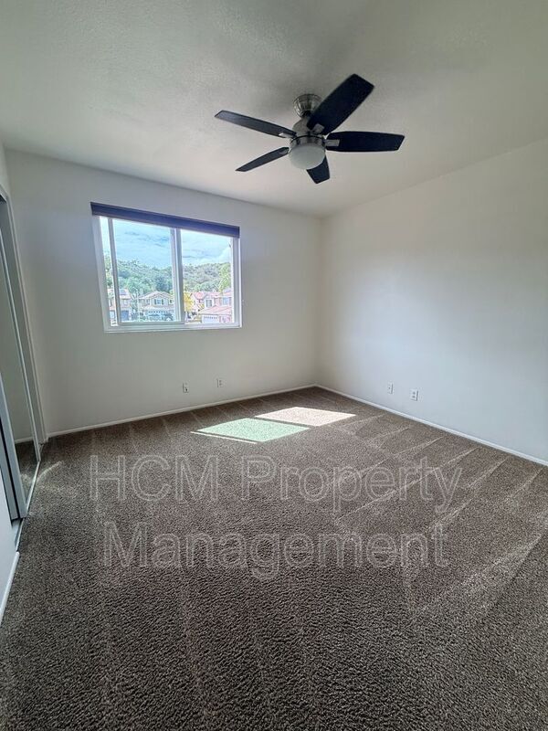 Building Photo - 20 Tumbleweed St