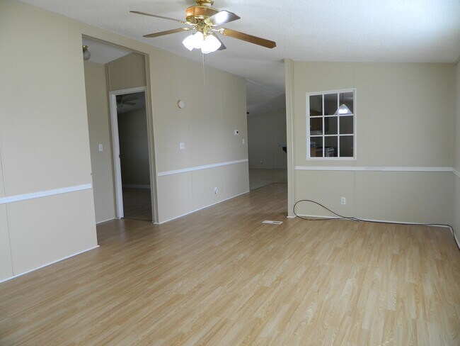 Building Photo - 3434 Corrolla