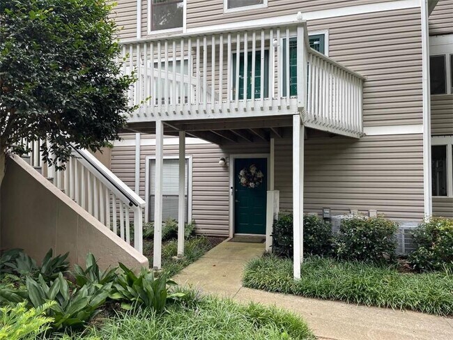 Building Photo - 1510 Wynnes Ridge Cir SE