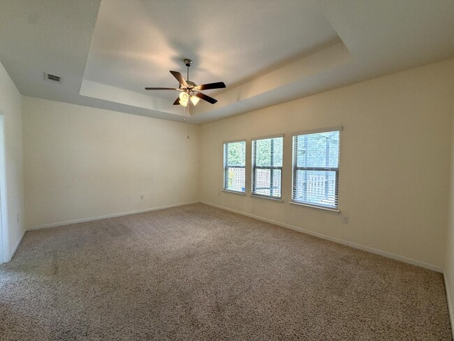 Building Photo - 316 Merlin Ct