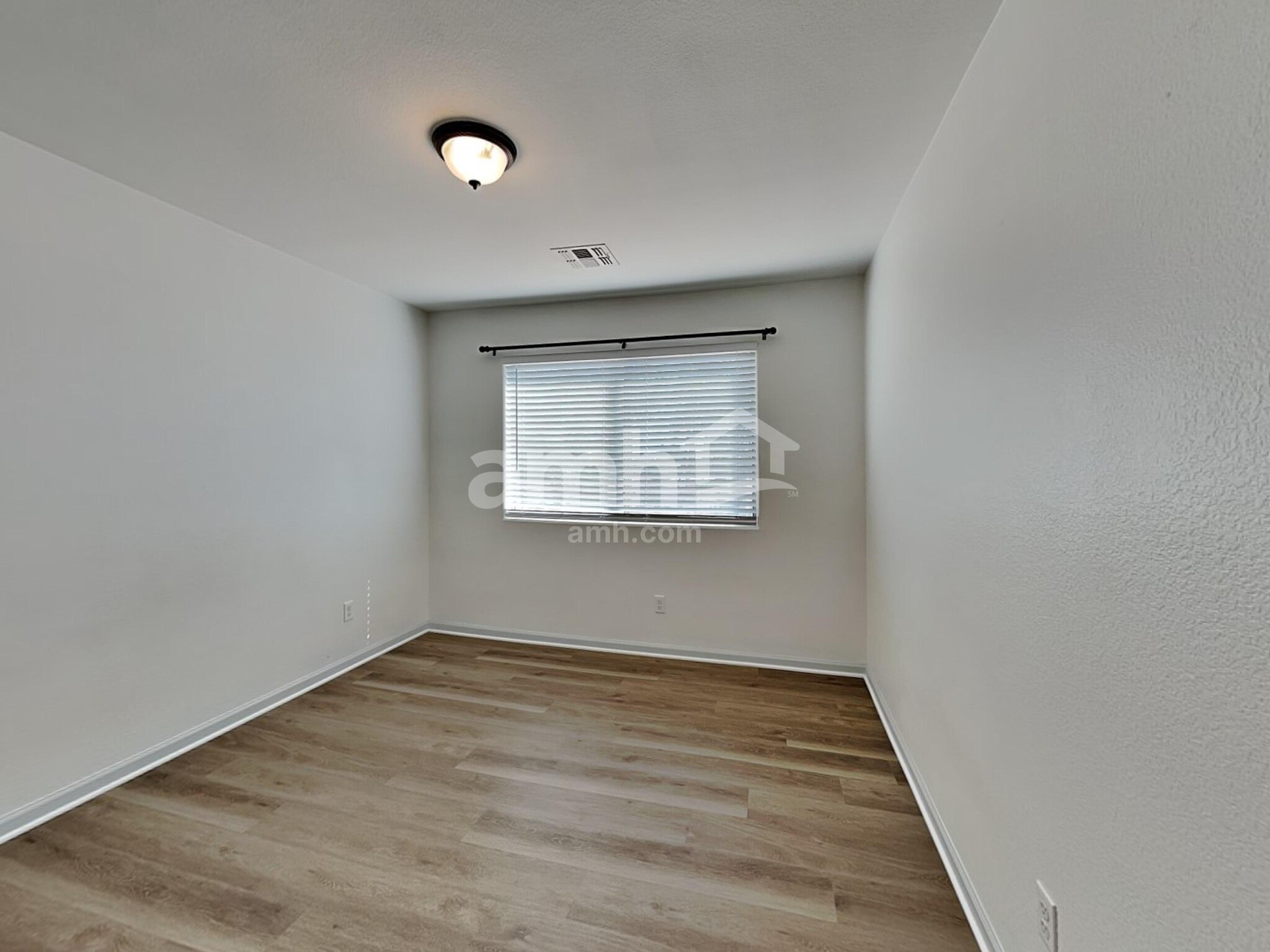 Building Photo - 16647 W Melvin St
