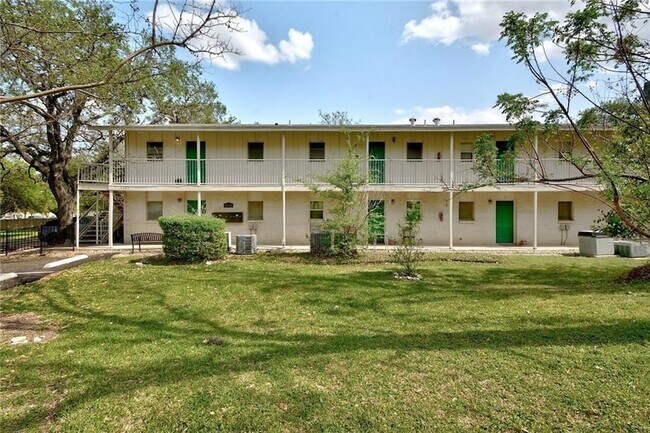 Building Photo - 5320 Balcones Dr